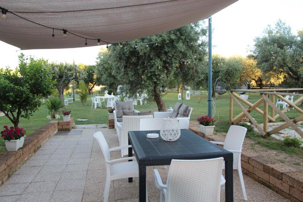 Pensione Degli Ulivi Porto SantʼElpidio Exterior foto