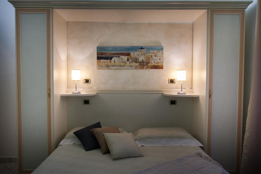 Pensione Degli Ulivi Porto SantʼElpidio Quarto foto